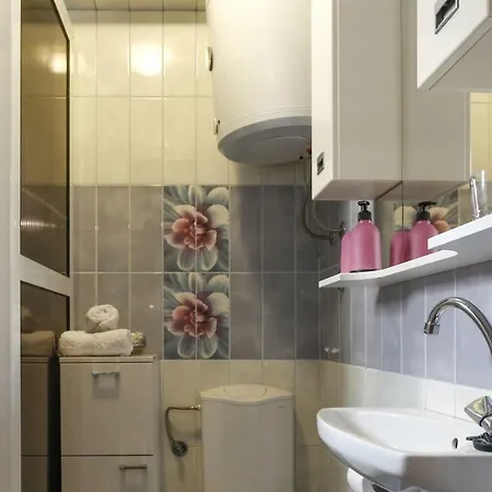 Stonehouse With Swimming Pool Anita Дом отдыха *